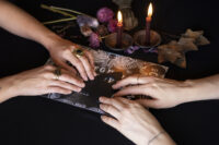 Psychic Mediums vs. Psychics What’s the Difference